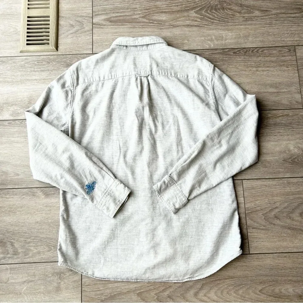 AEO Cotton Button Down Seriously Soft Shirt with Customized Bees Embroidery - Picture 11 of 13